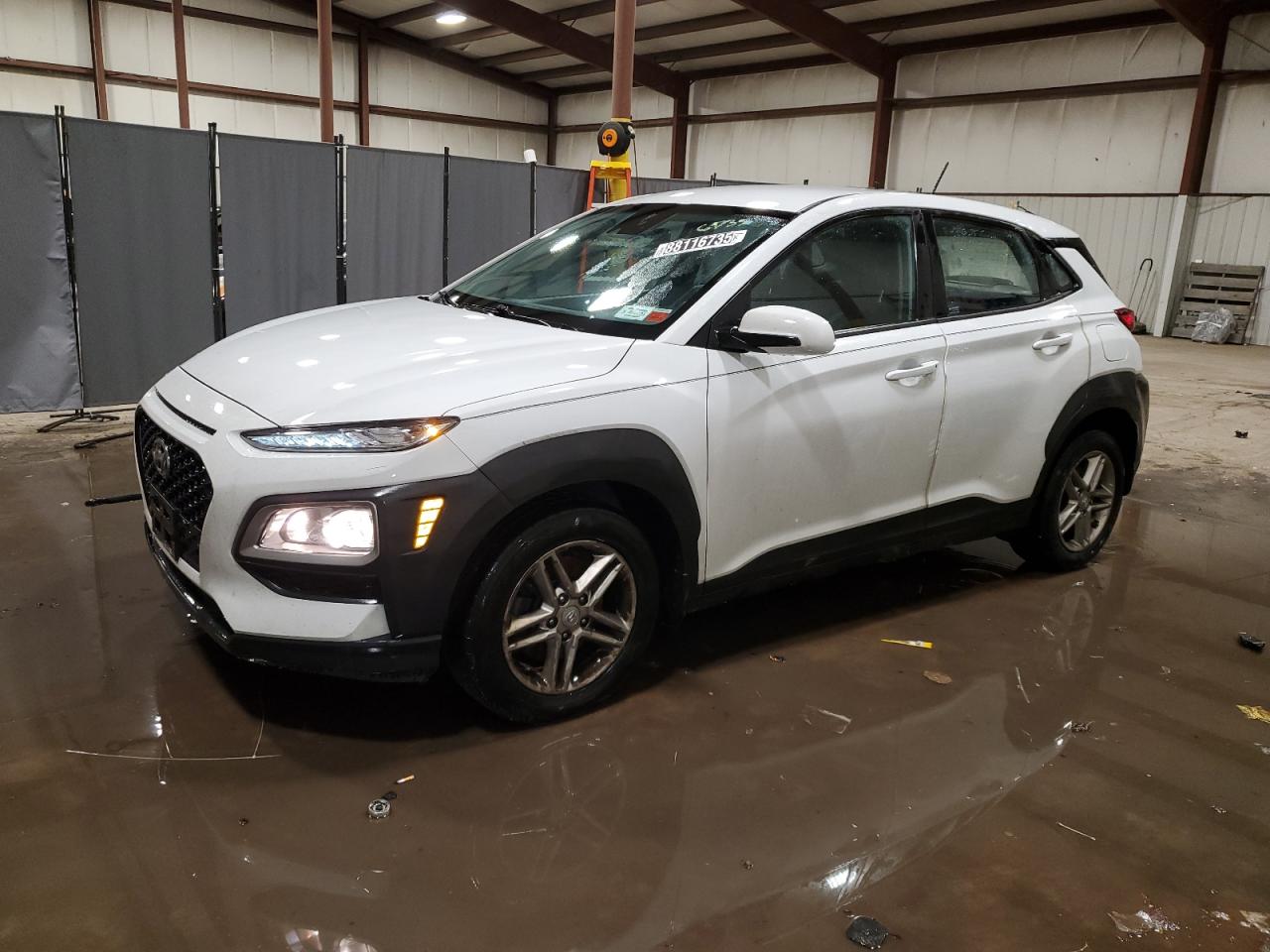 HYUNDAI KONA WHITE