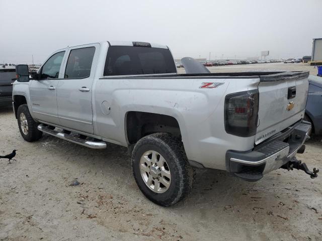 2015 Chevrolet SILVERADO - Image 2