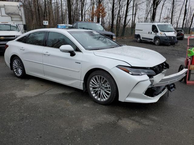 2020 Toyota AVALON - Image 4