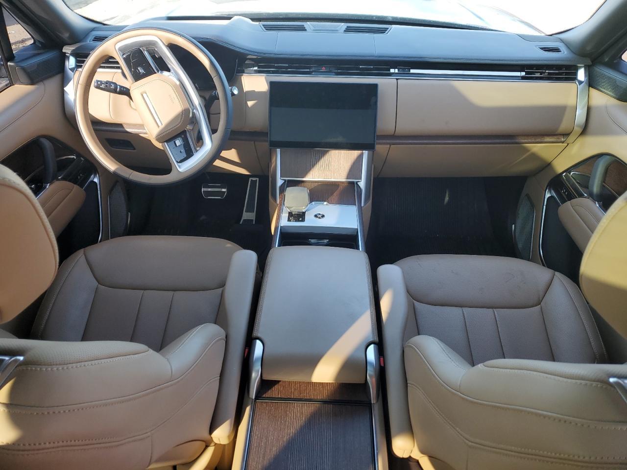 2024 Land Rover Range Rover Vogue - Image 7