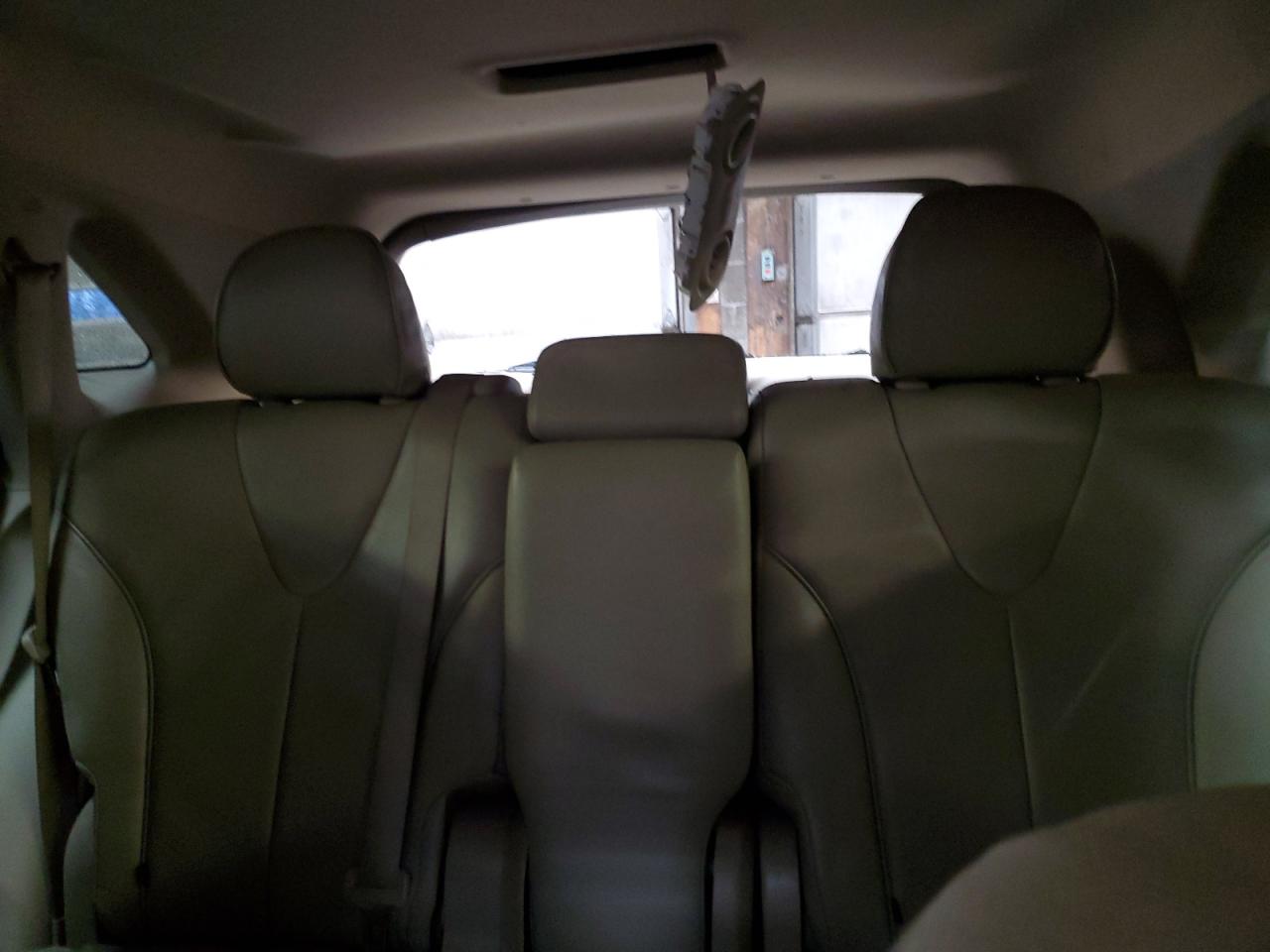 2011 TOYOTA VENZA - Image 10