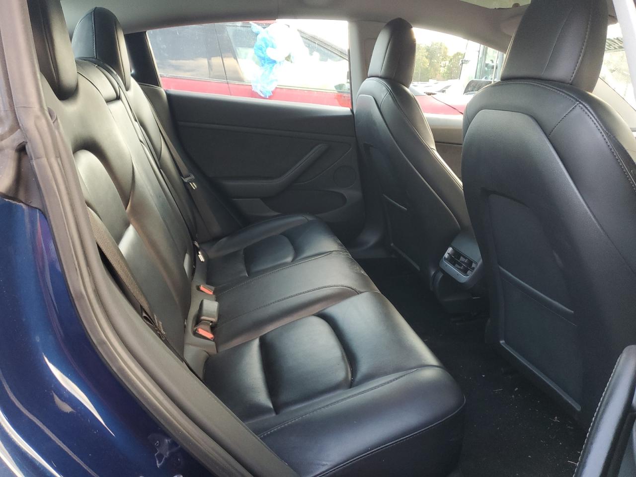 2022 Tesla Model 3 - Image 10