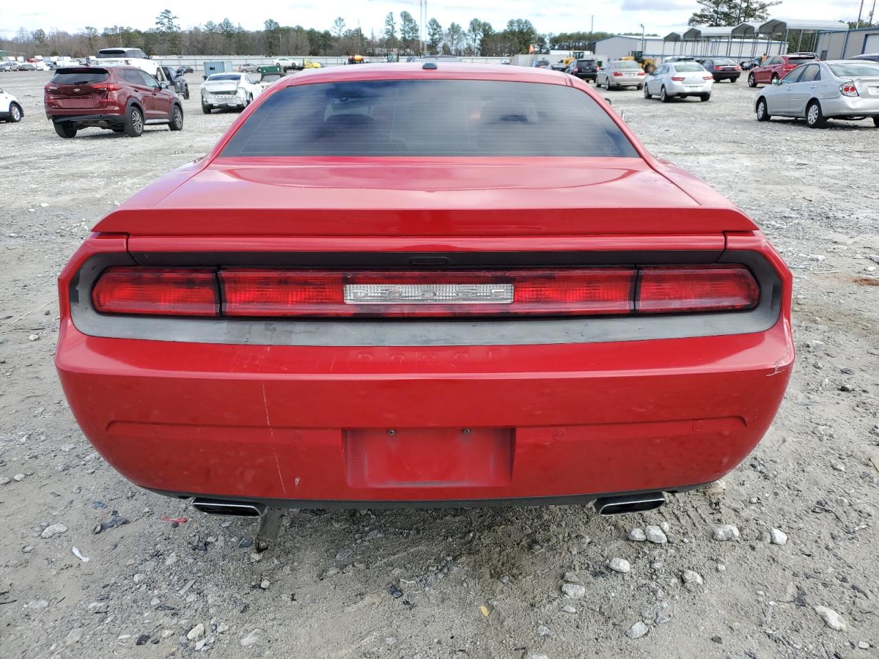 2013 DODGE CHALLENGER RED - Image 6