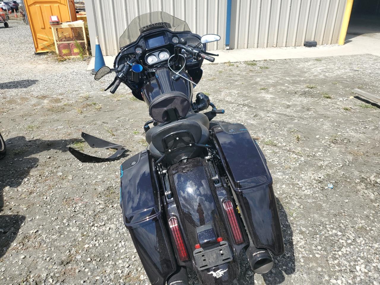 2019 HARLEY-DAVIDSON FLSE BLACK - Image 4
