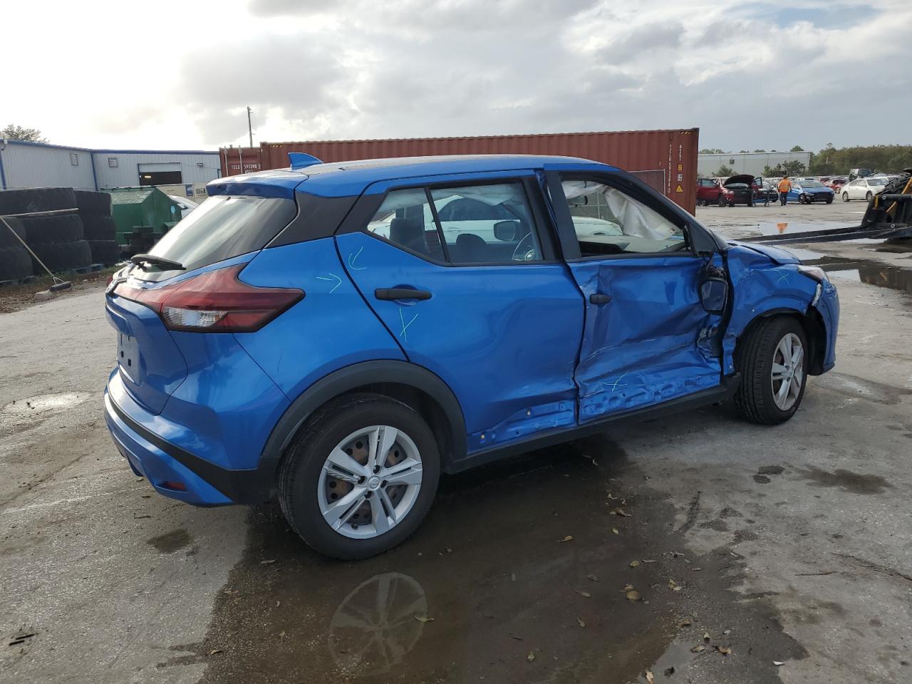 2021 Nissan Kicks - Image 3