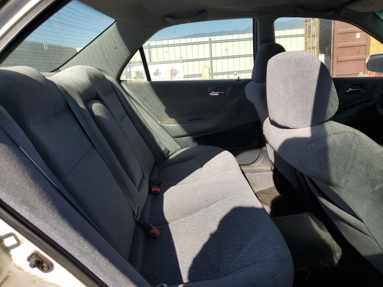 2001 HONDA ACCORD - Image 10