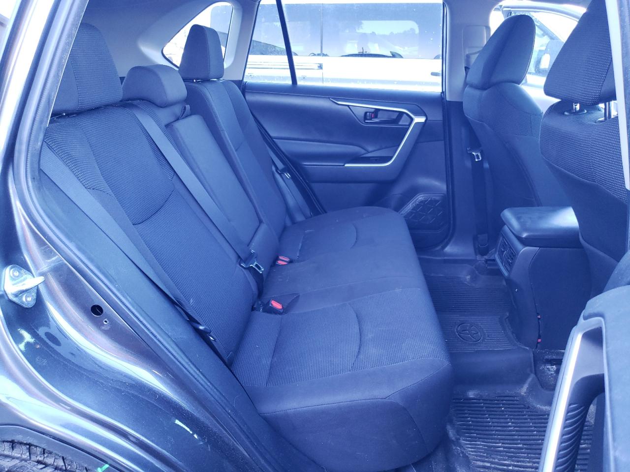 2023 Toyota Rav4 - Image 7