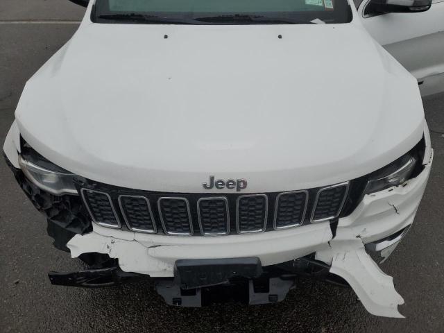 2017 Jeep Grand Cherokee - Image 12