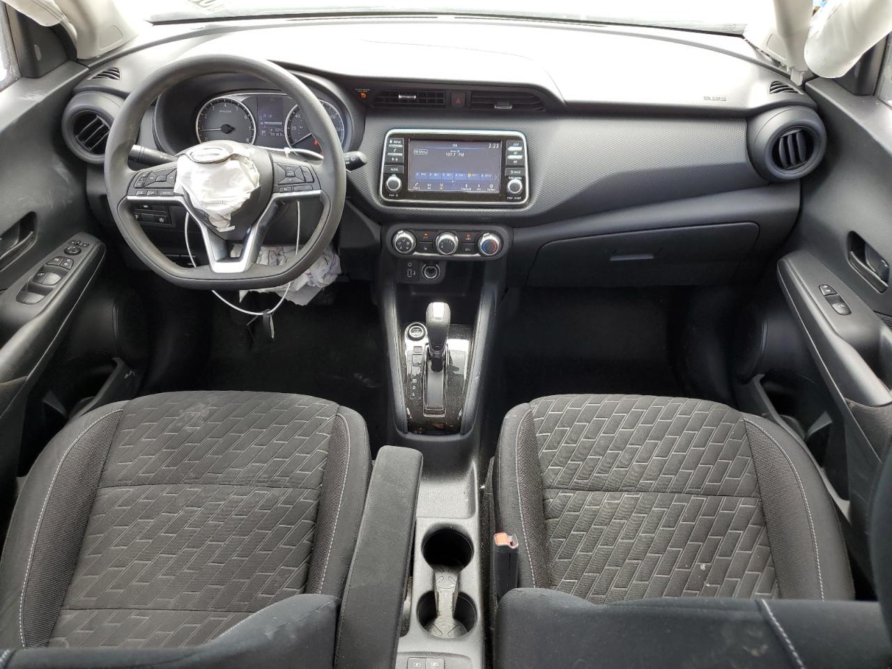 2022 Nissan Kicks - Image 8