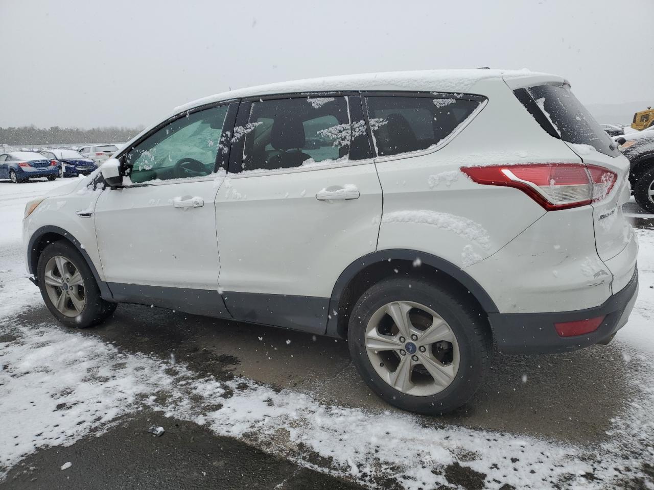 2014 FORD ESCAPE WHITE - Image 2