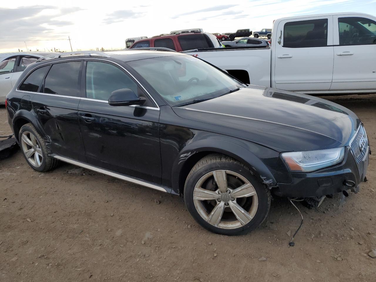 2016 AUDI A4 - Image 4