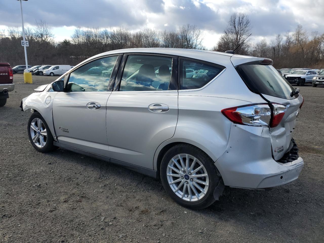 2016 FORD CMAX - Image 2