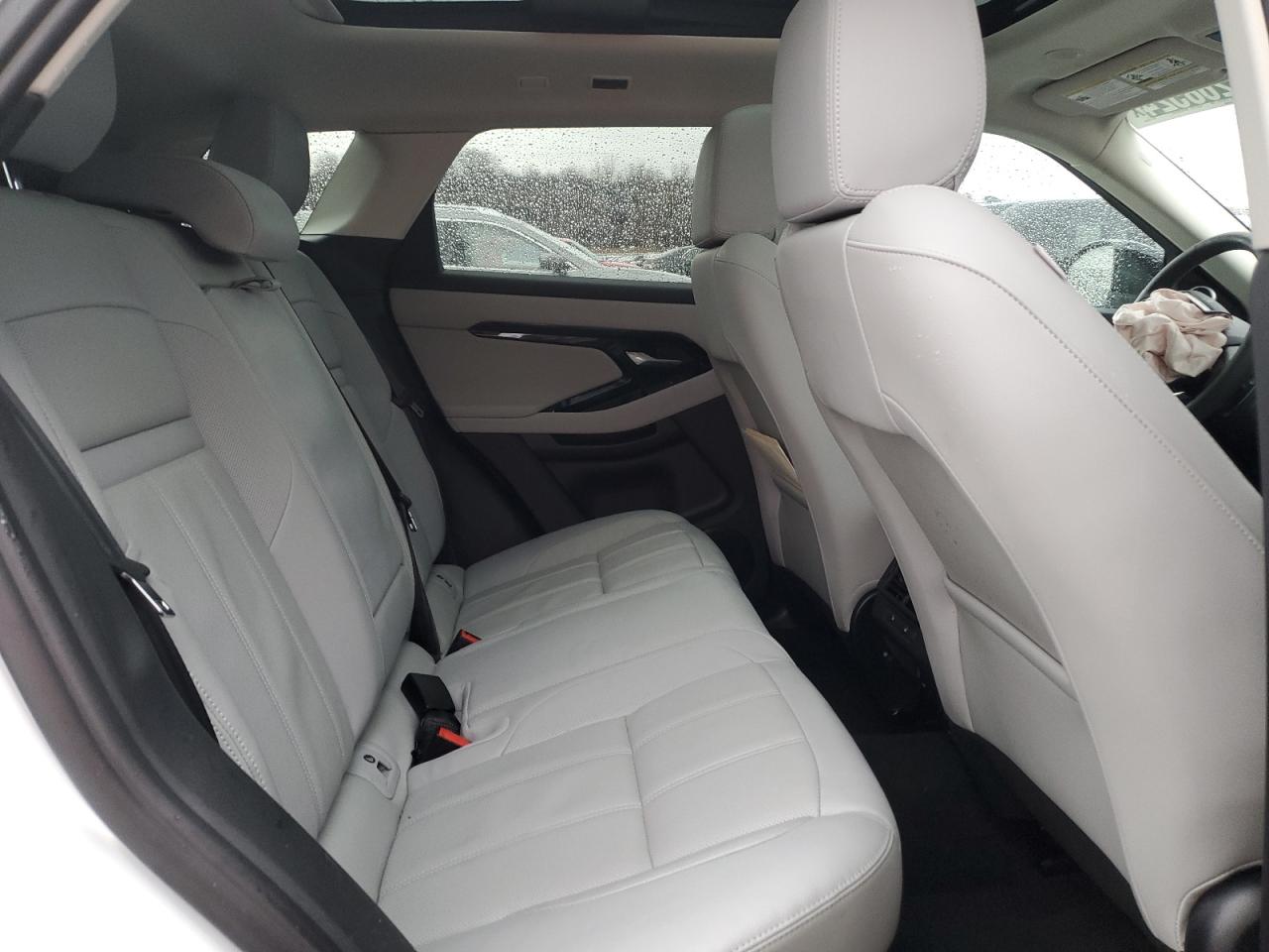2024 Land Rover Range Rover - Image 10