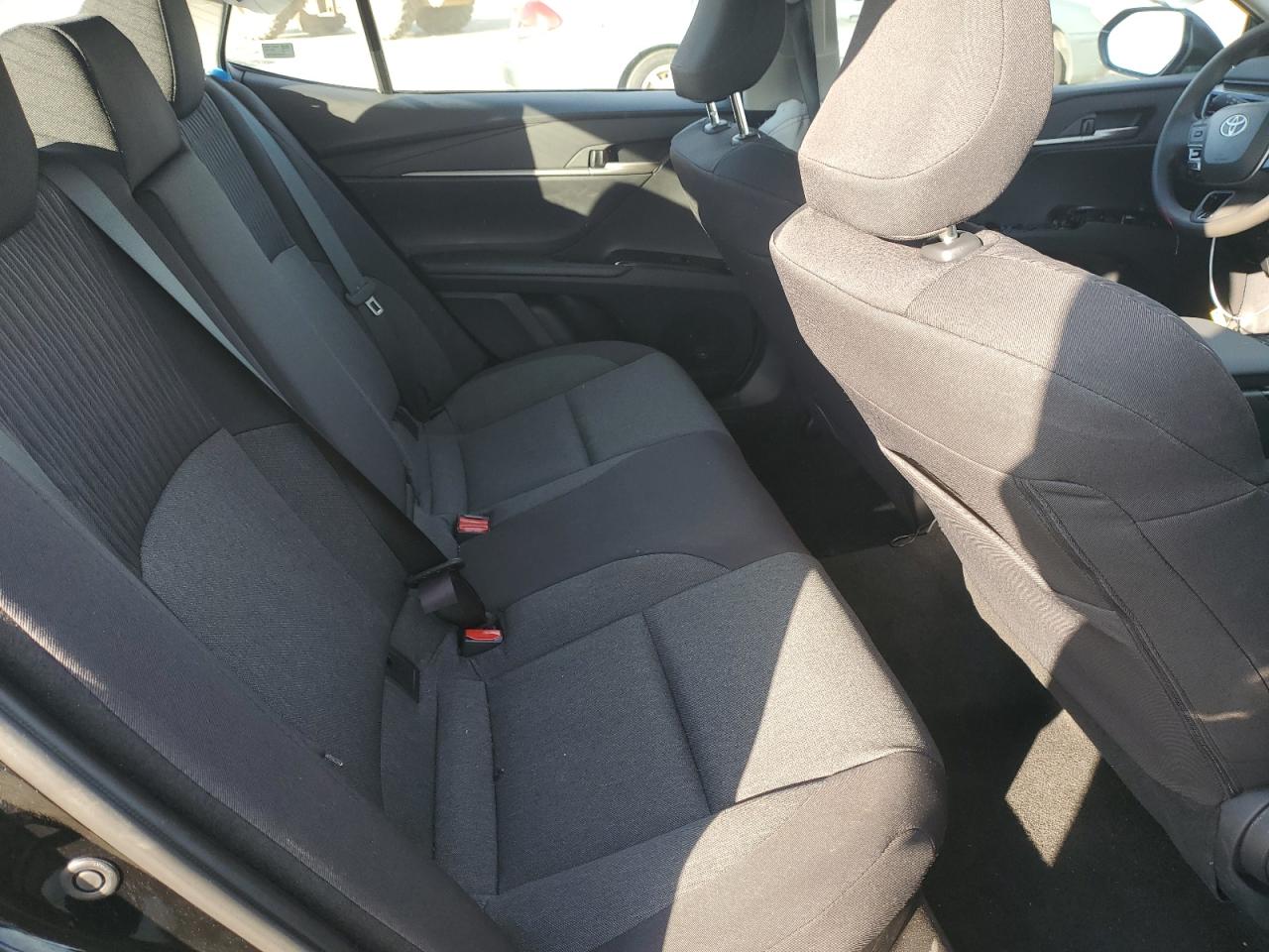 2025 TOYOTA CAMRY - Image 10