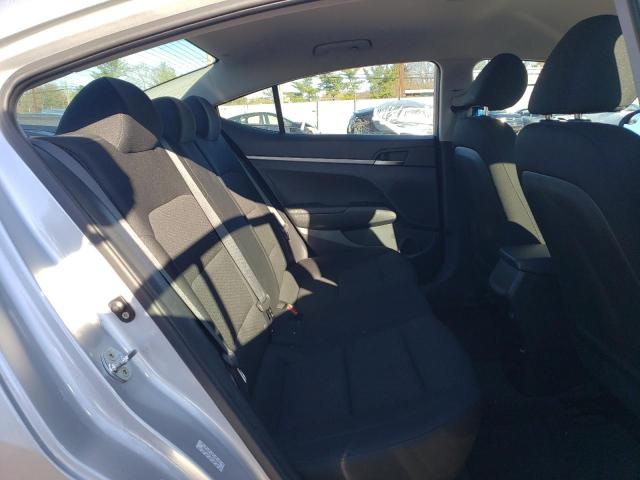 2019 Hyundai Elantra - Image 10