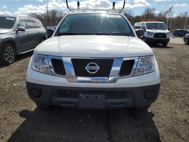 2017 Nissan FRONTIER - Image 5