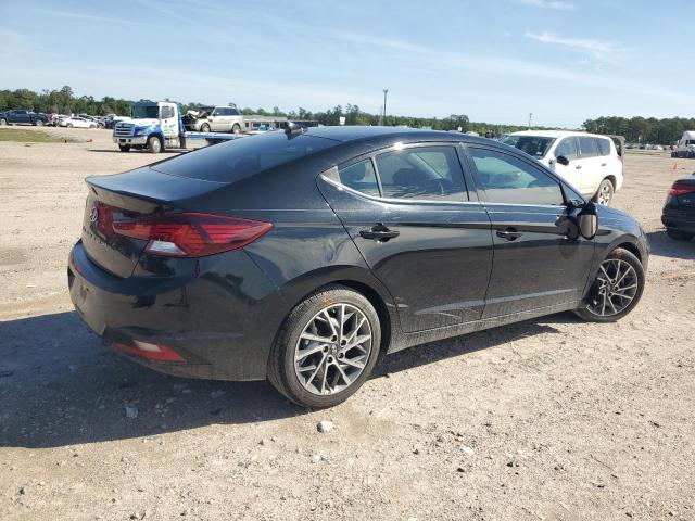 2020 Hyundai Elantra - Image 3