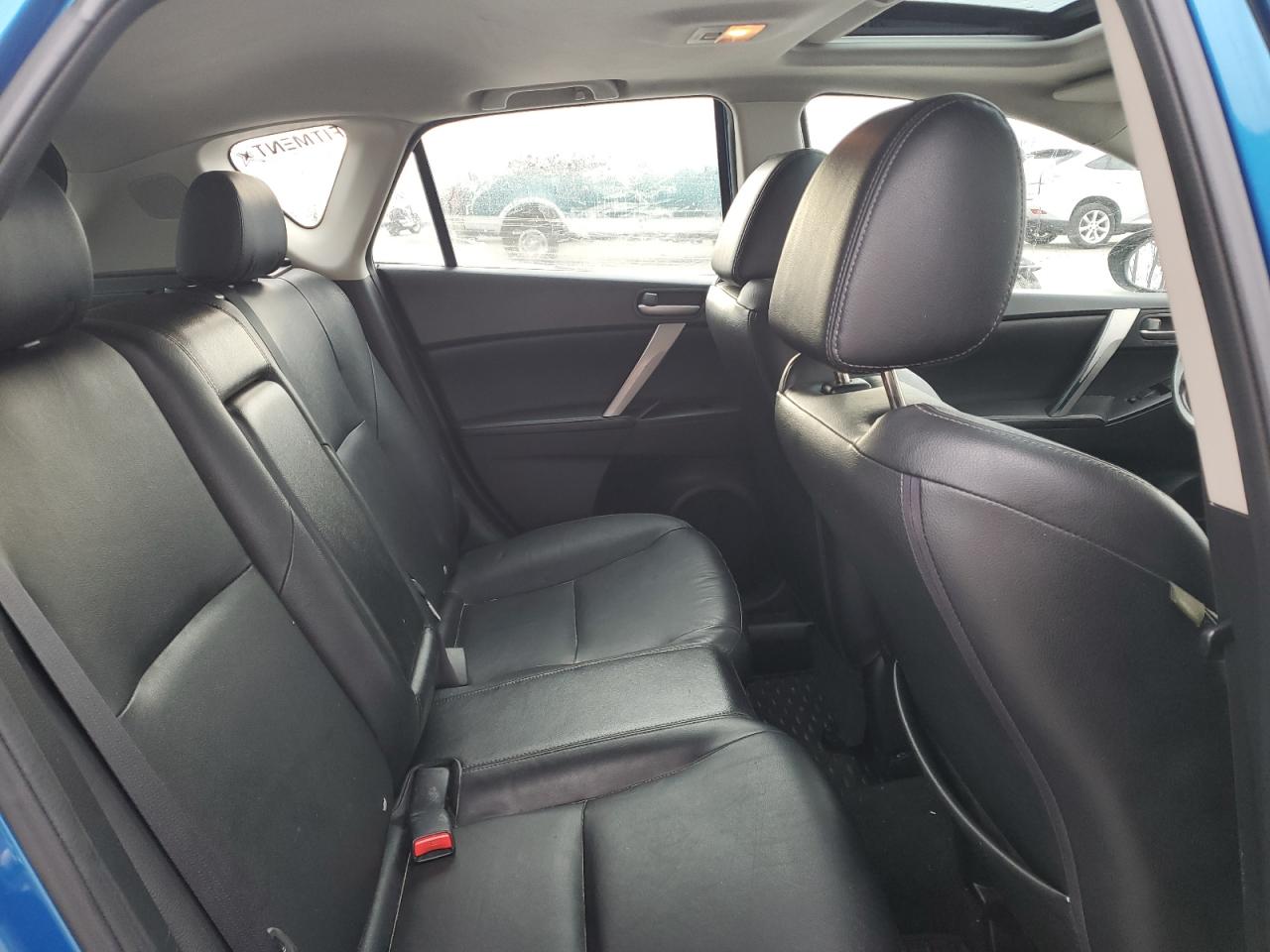 2012 MAZDA MAZDA3 - Image 10