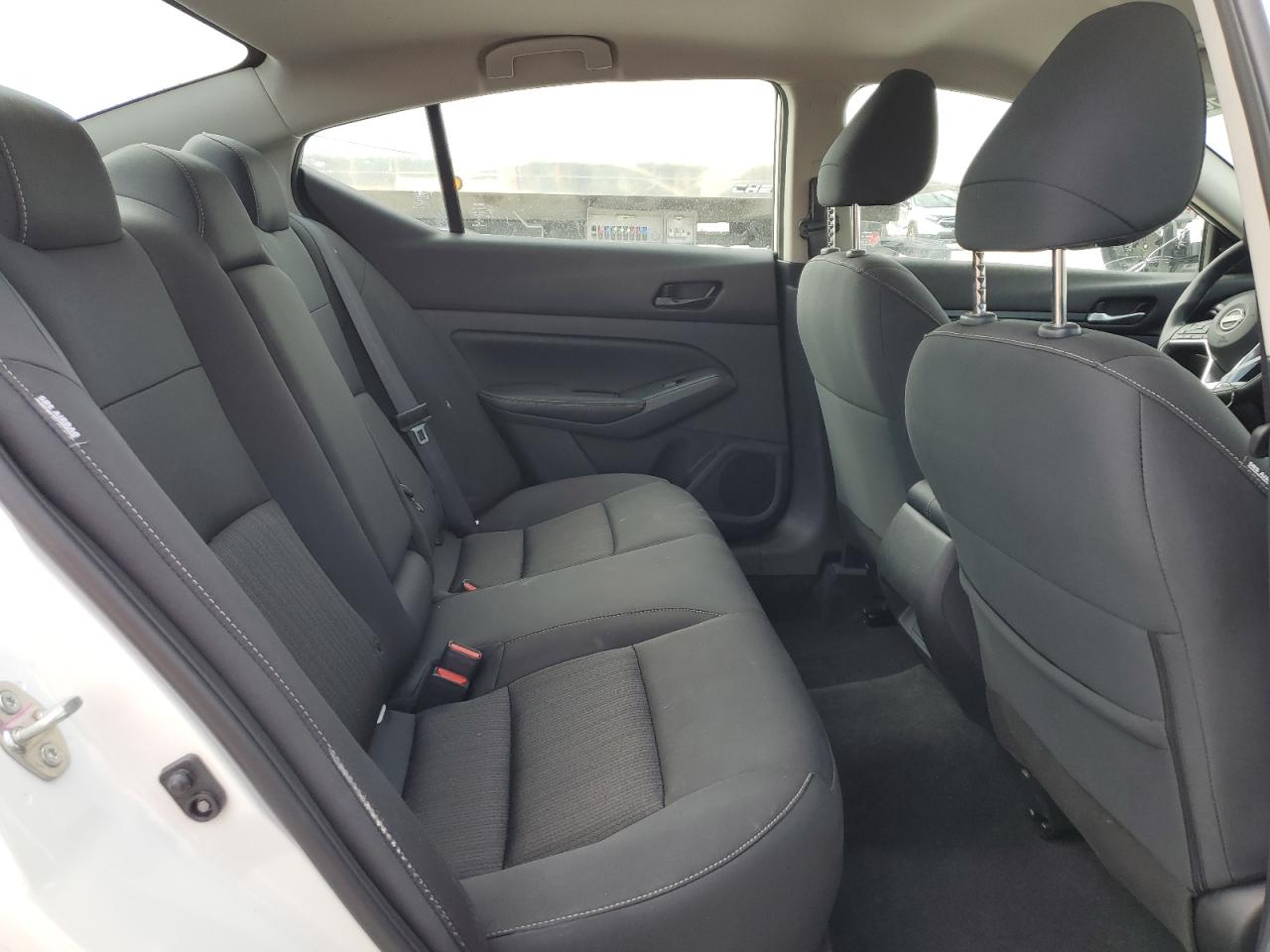 2025 NISSAN ALTIMA WHITE - Image 10