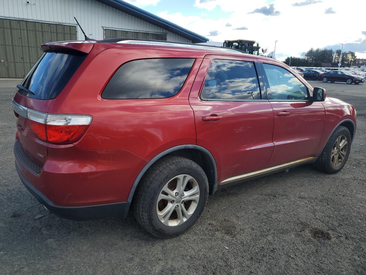 2011 DODGE DURANGO RED - Image 3