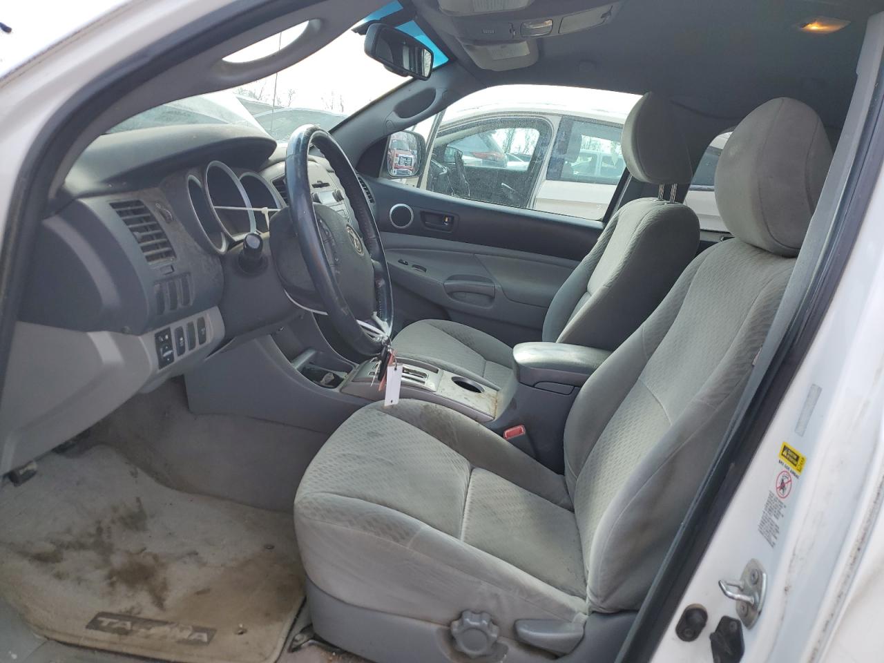 2009 TOYOTA TACOMA WHITE - Image 7