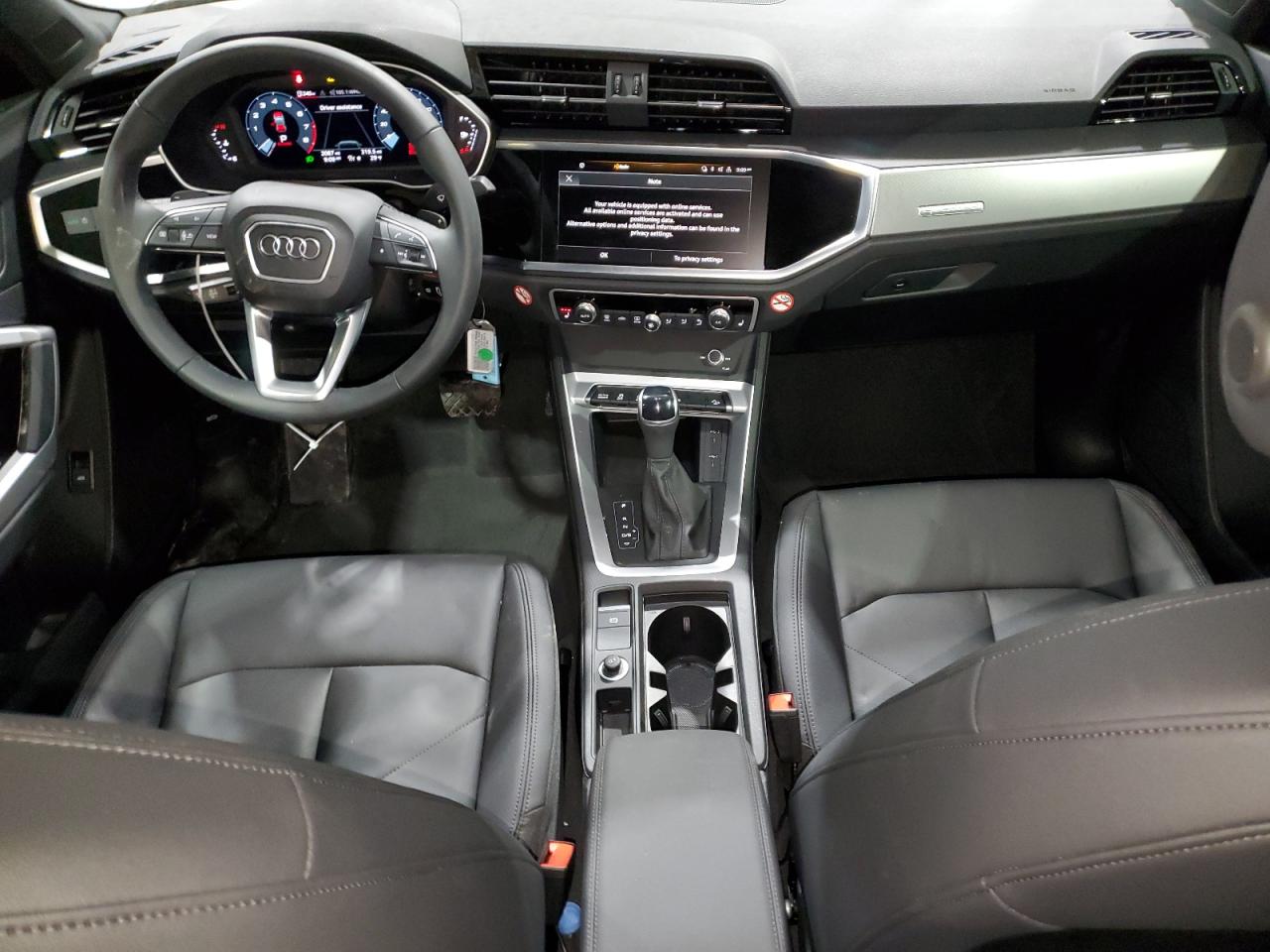 2025 Audi Q3 - Image 8