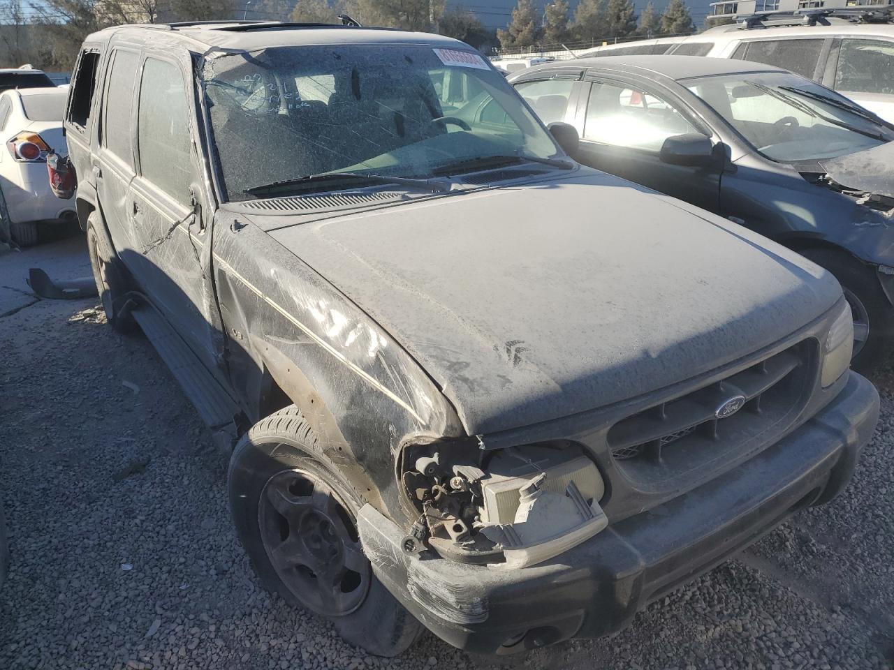 2001 Ford Explorer - Image 4