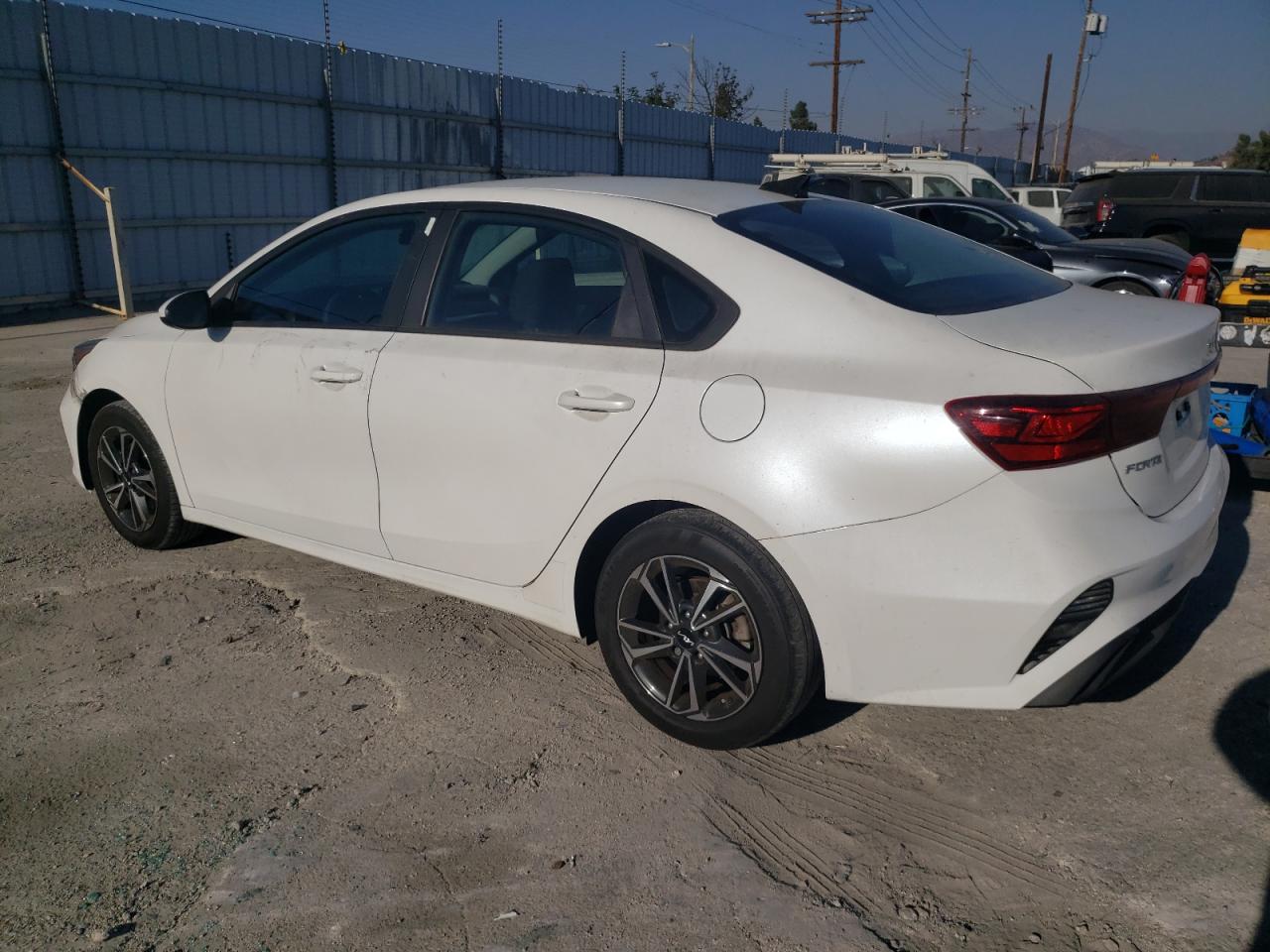2023 KIA FORTE - Image 2