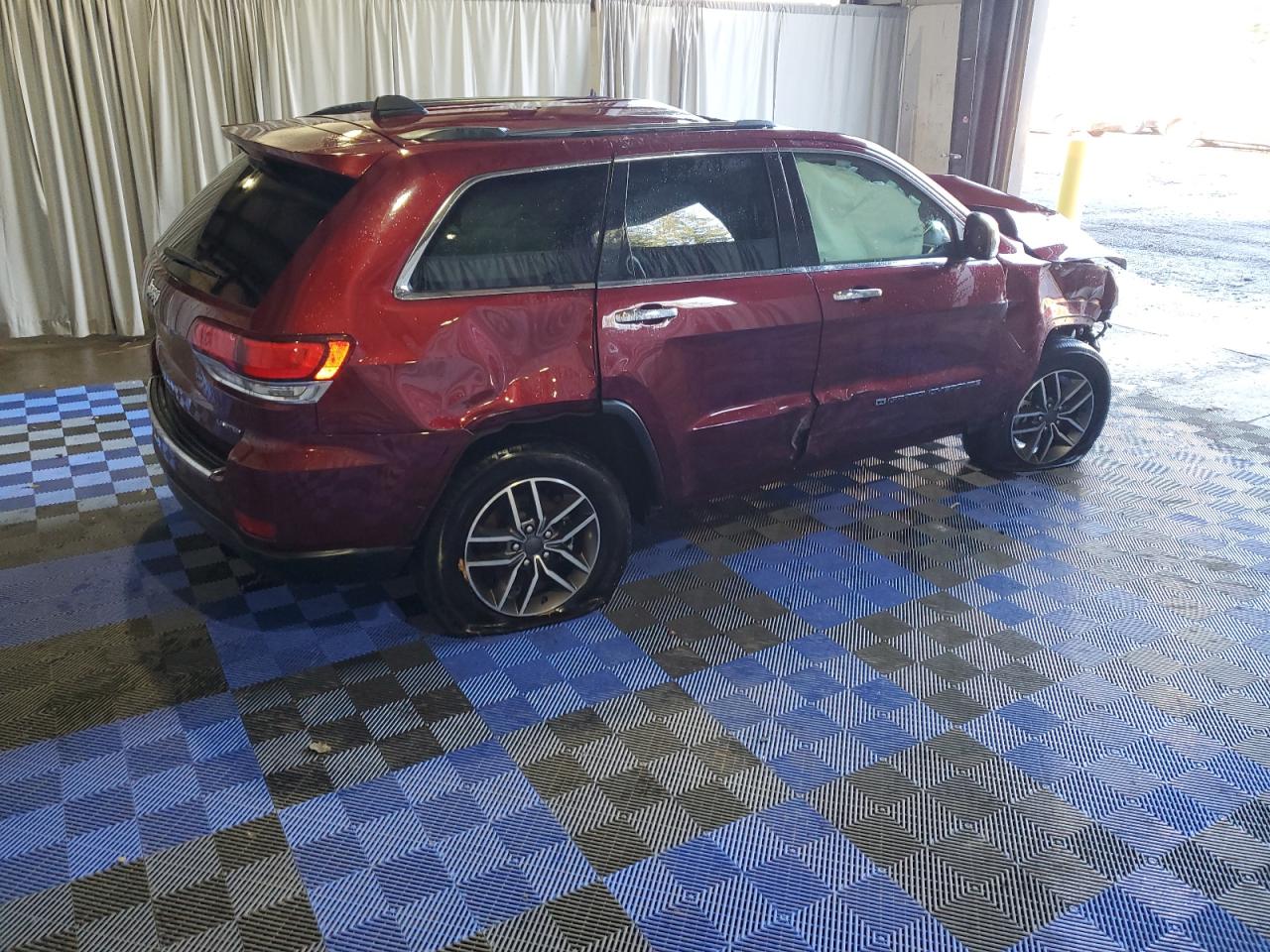2022 Jeep Grand Cherokee - Image 3