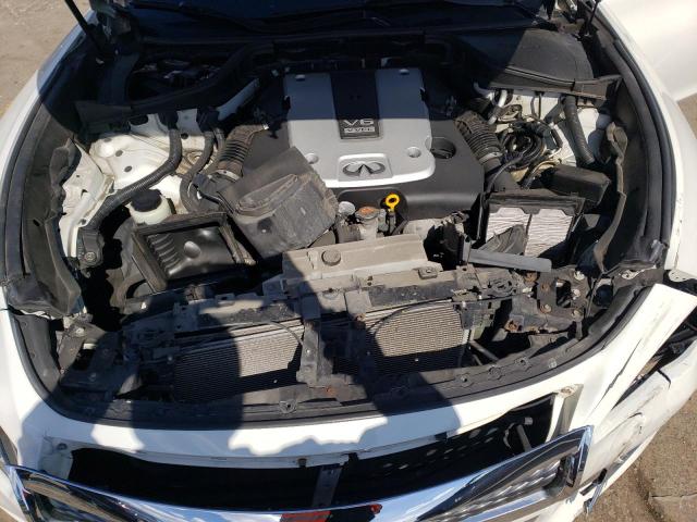 2015 Infiniti Q70 - Image 11