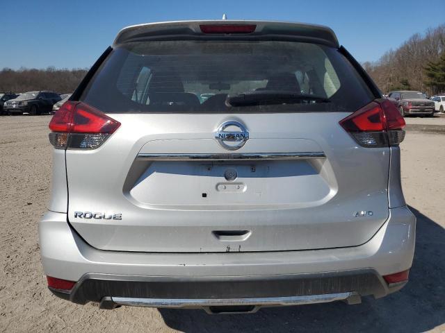 2017 Nissan ROGUE - Image 6