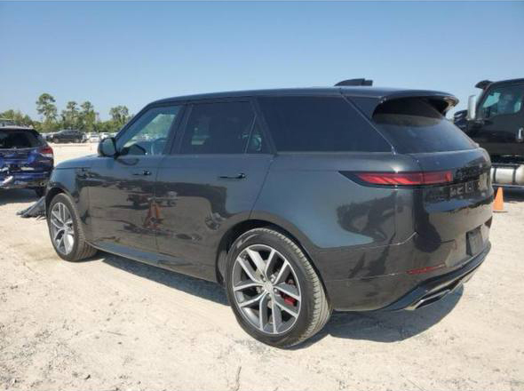 2024 Land Rover Range Rover Sport - Image 3