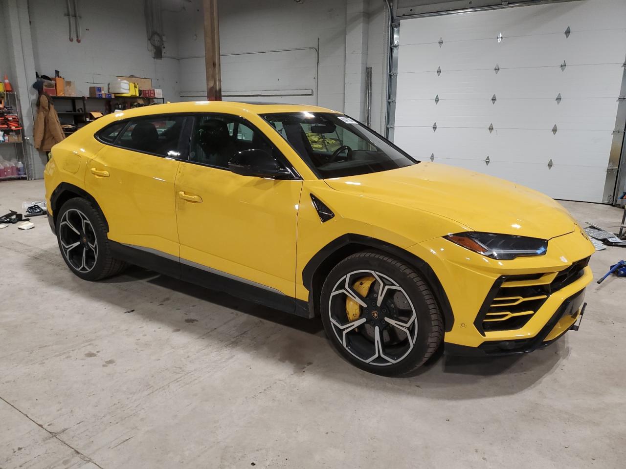 2019 Lamborghini All Models - Image 4