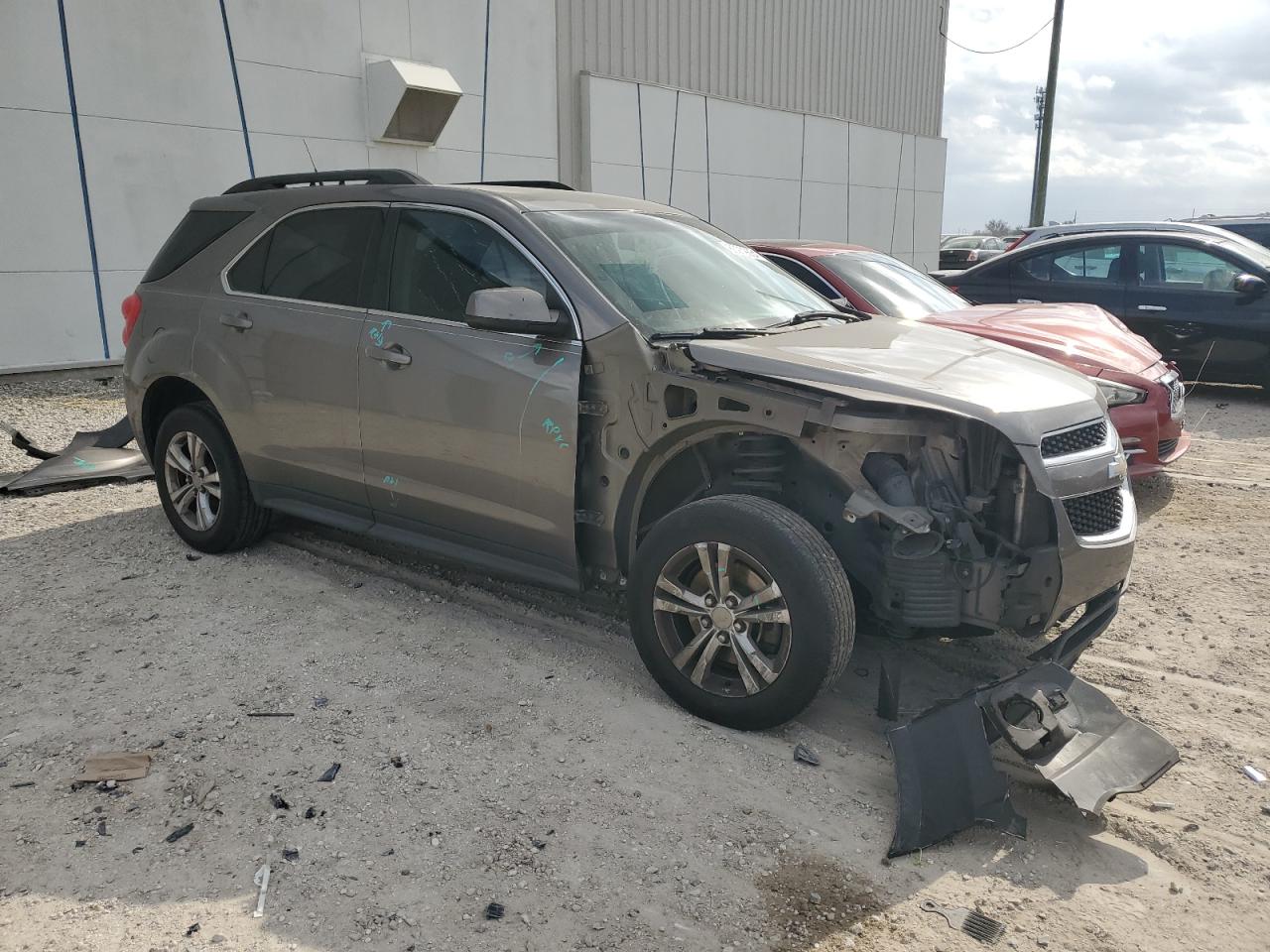 2011 CHEVROLET EQUINOX - Image 4