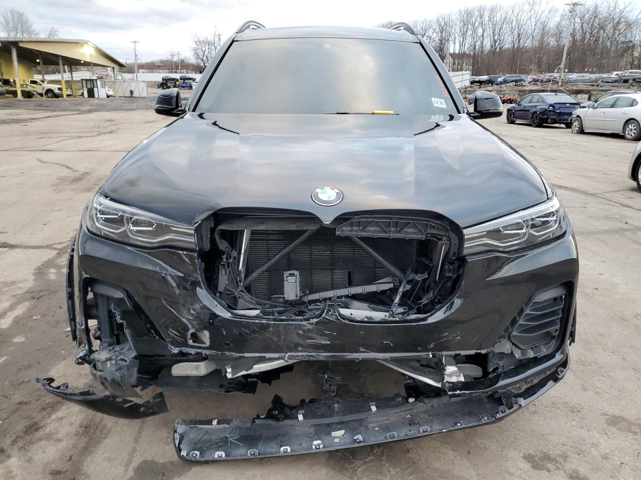 2020 BMW X7 - Image 5