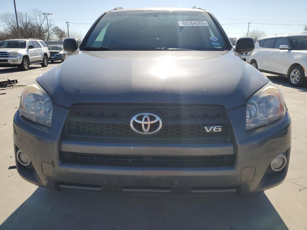 2011 Toyota RAV4 - Image 5