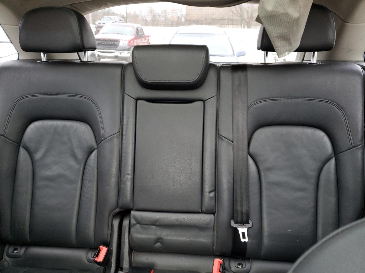 2011 AUDI Q5 - Image 10