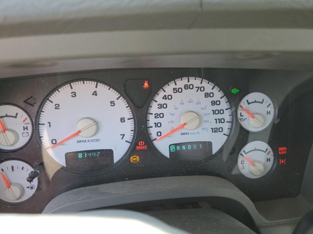 2003 Dodge Ram 2500 - Image 9
