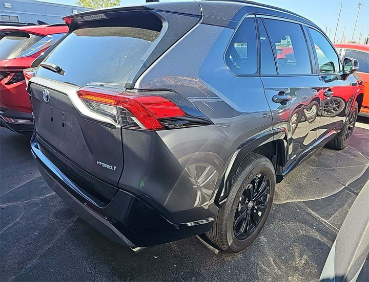 2024 Toyota Rav4 Hybrid - Image 5