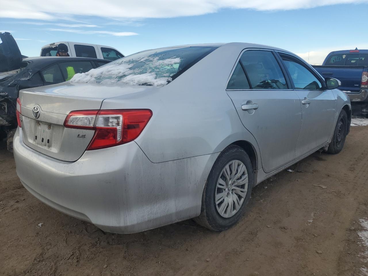2012 TOYOTA CAMRY SILVER - Image 3