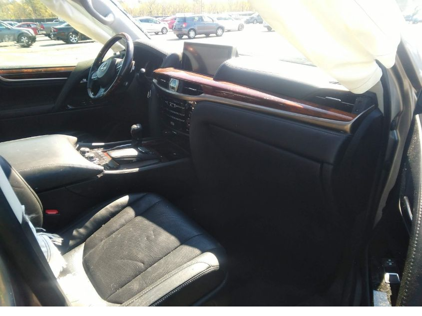 2016 Lexus LX570 - Image 5
