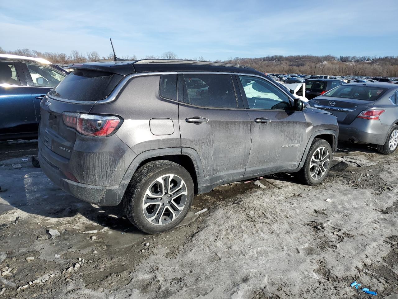 2024 Jeep Compass - Image 3