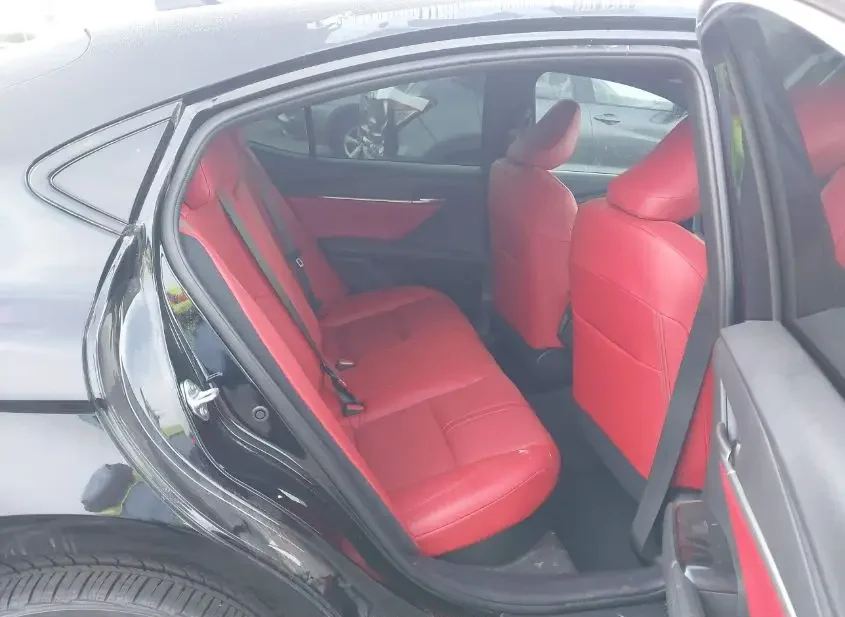 2025 Toyota CAMRY - Image 7