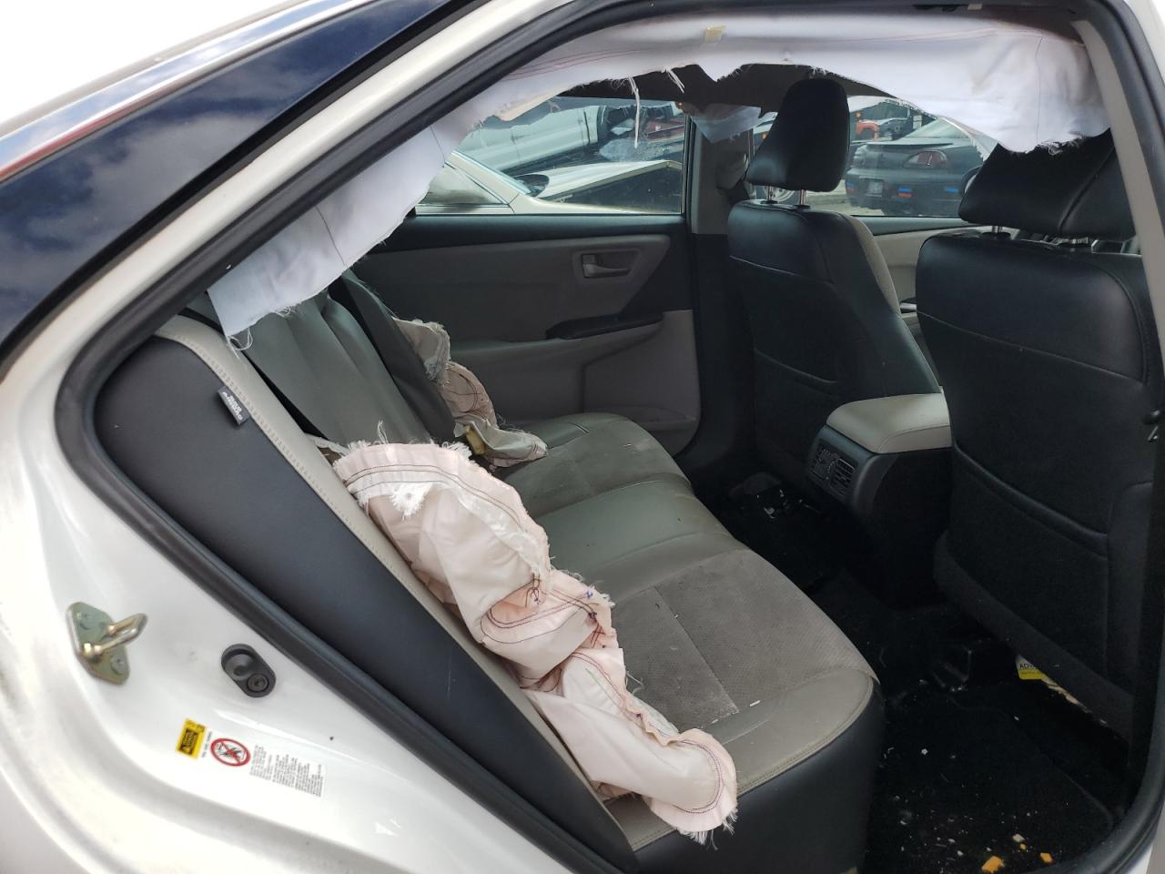 2015 Toyota CAMRY - Image 6