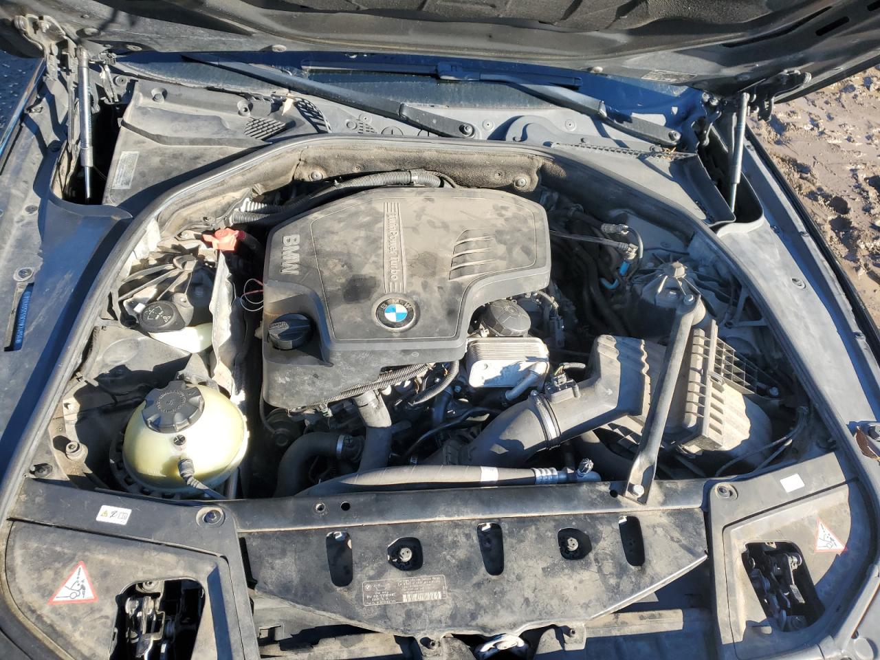 2012 BMW 5 SERIES - Image 11