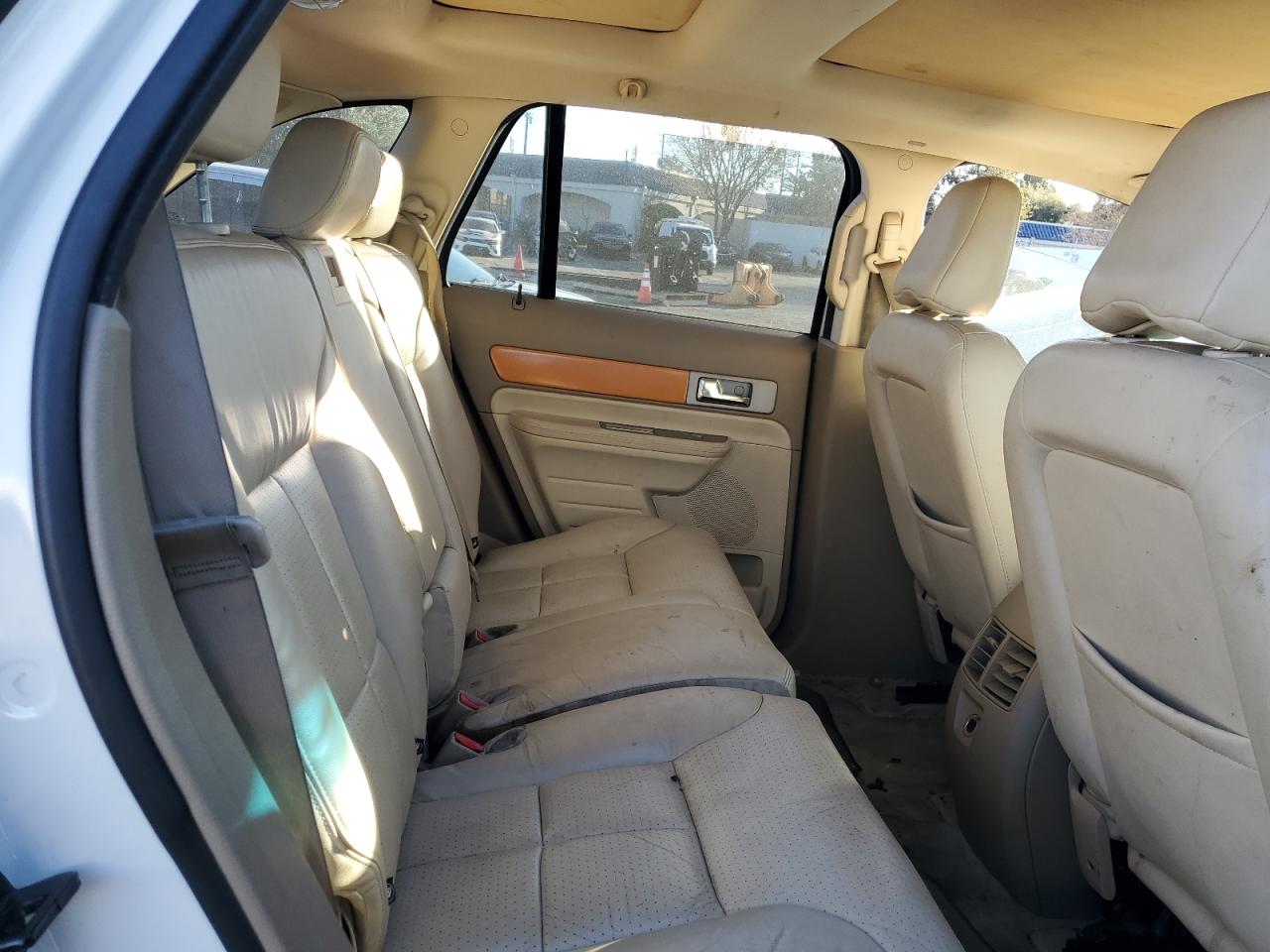 2007 Lincoln MKX - Image 10