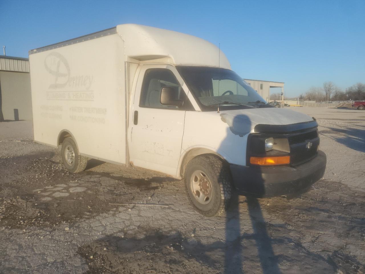 2003 CHEVROLET EXPRESS WHITE - Image 4