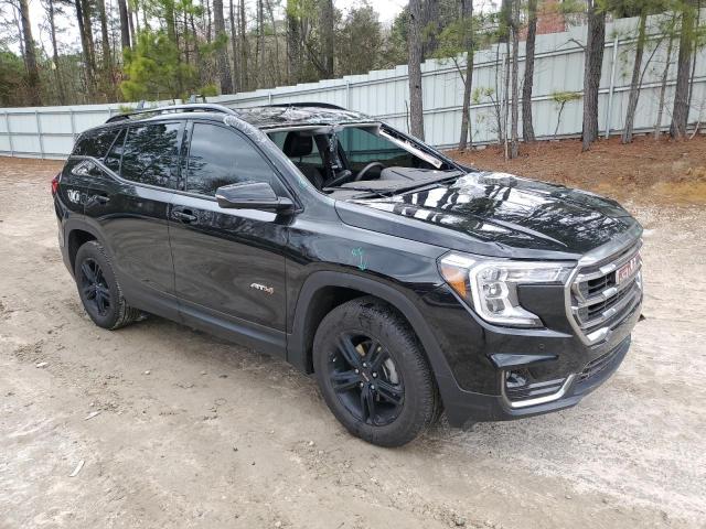 2022 GMC Terrain - Image 4