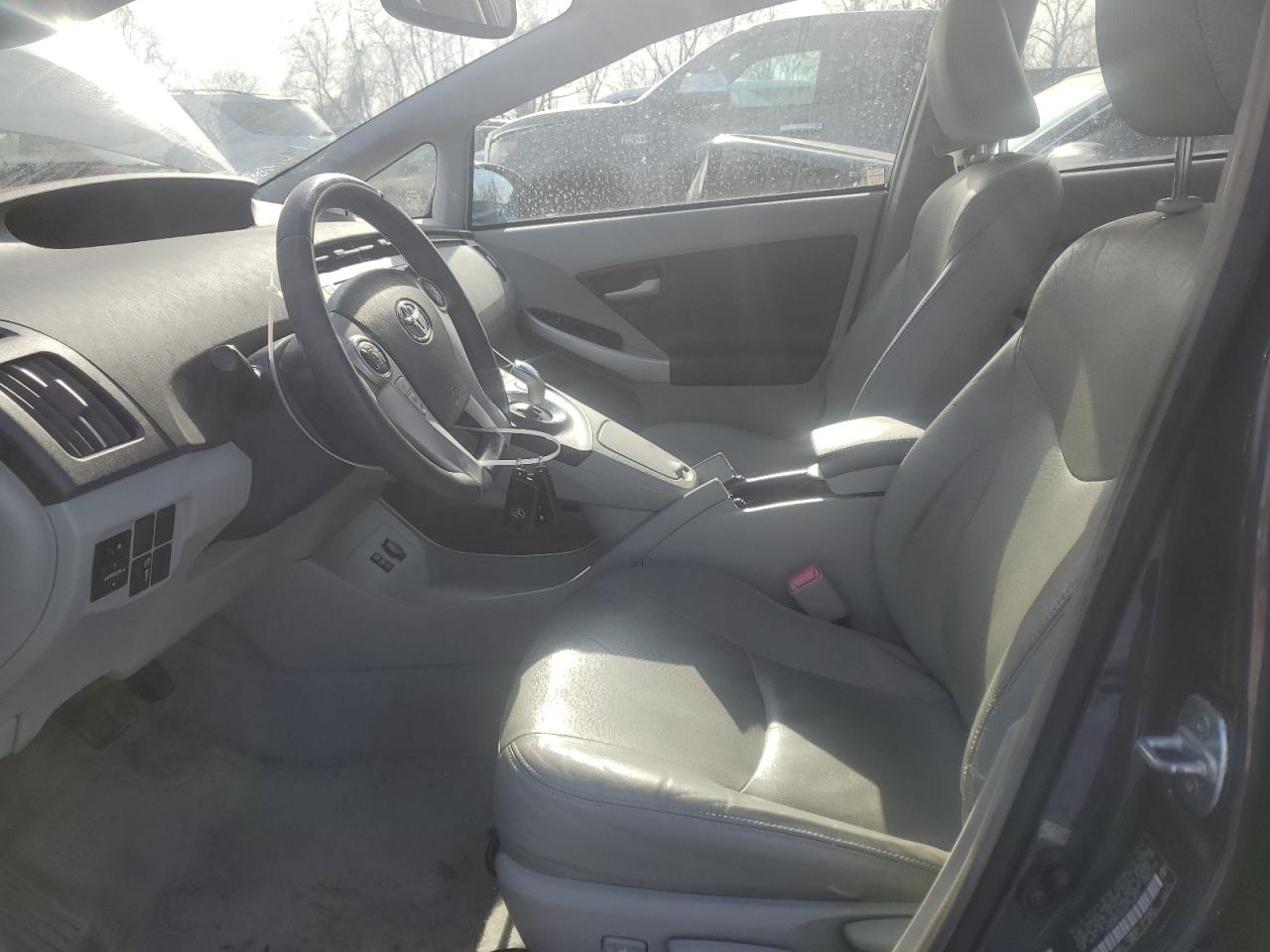 2010 Toyota Prius - Image 7