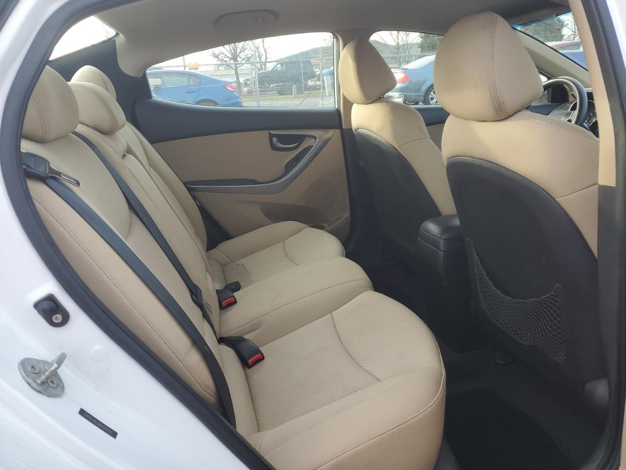 2011 HYUNDAI ELANTRA - Image 10